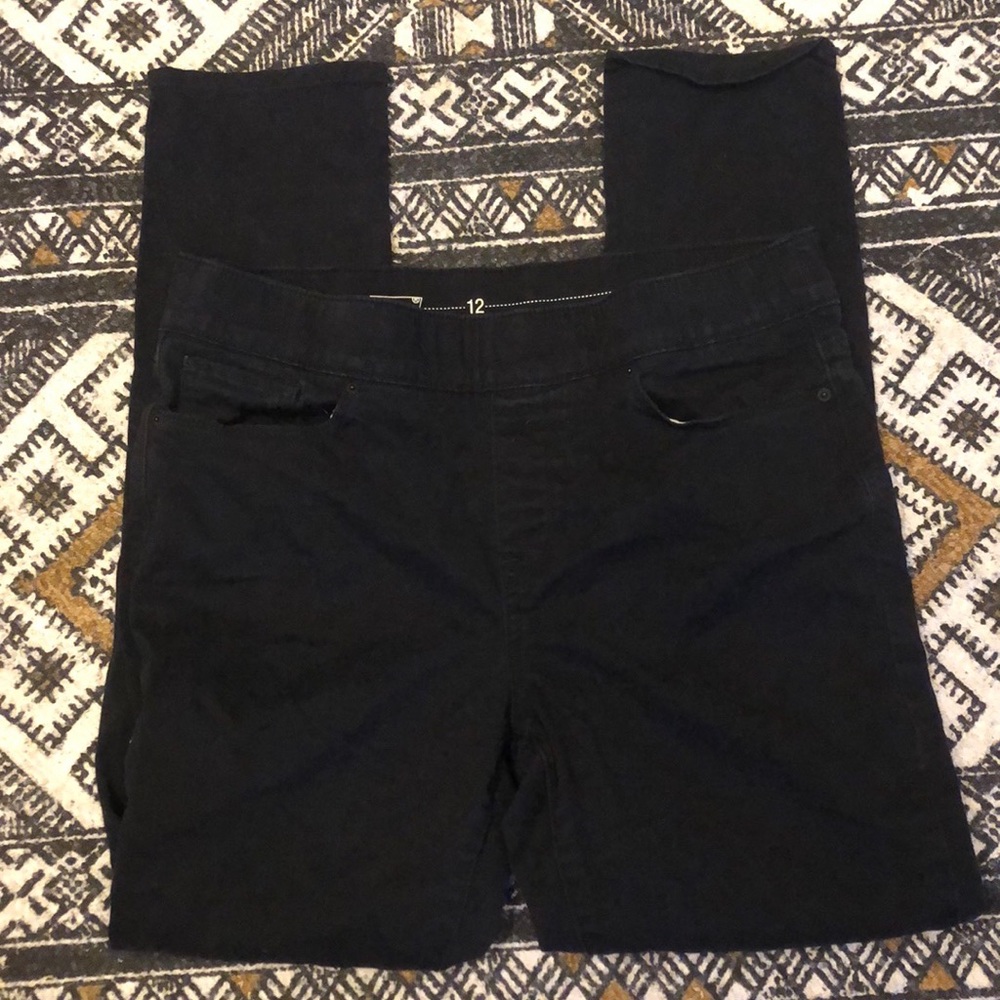 Levi’s elastic waist skinny jeggings size 12